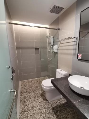 Bathroom, Lumut Hotel in Lumut