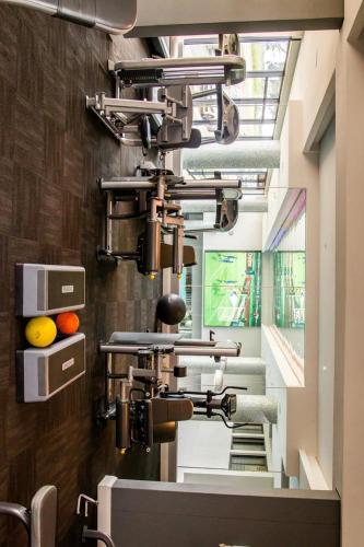 Spectacular 2 Bedroom 2 bathroom Urban Park apartment