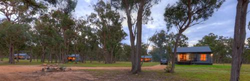 ทัศนียภาพภายนอกโรงแรม, Quaffers on Storm King in สแตนธอร์ป