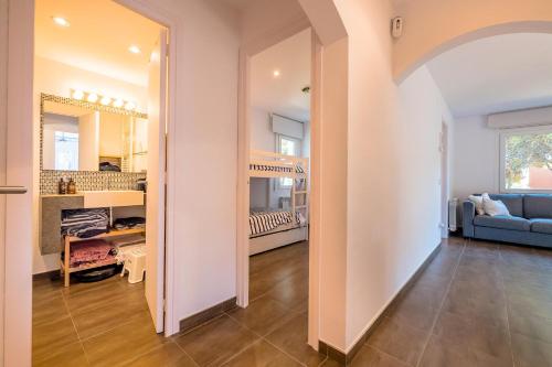 AY-5 CALELLA DE PALAFRUGELL 4 PaX - image 5