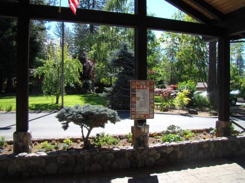 Ponderosa Gardens Motel – Paradise, CA