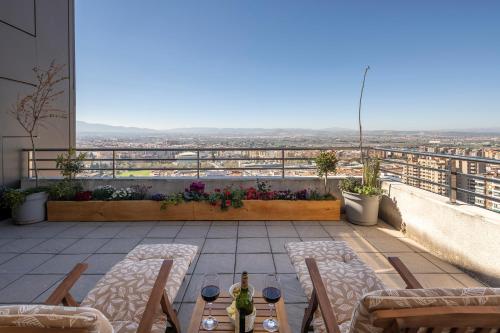 Atico Top Granada, Penthouse, 18-19th floor, City Centre, Views, Terrace, Free Parking, Grenade (photo 3)