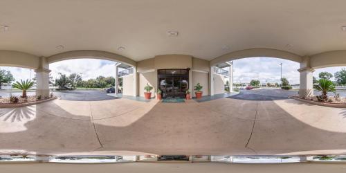 Quality Inn Albany - image 10