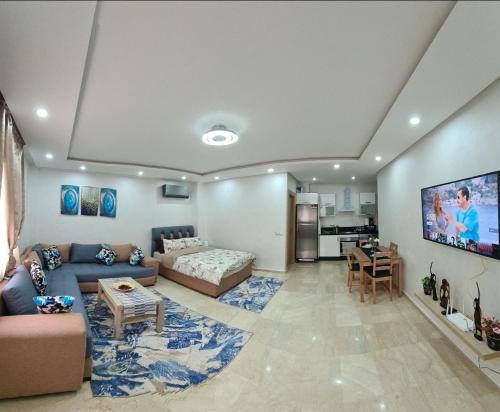 CENTRAL VIP STUDIO appartement in 모하메디아