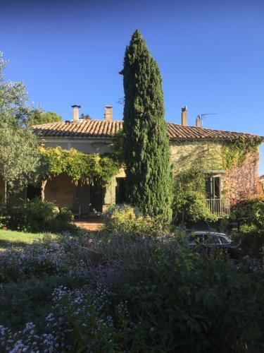 le mas des sources gîte à louer Orsan