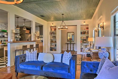 Beautiful Hill Country Cottage - Walk to Downtown! in Comfort (TX)