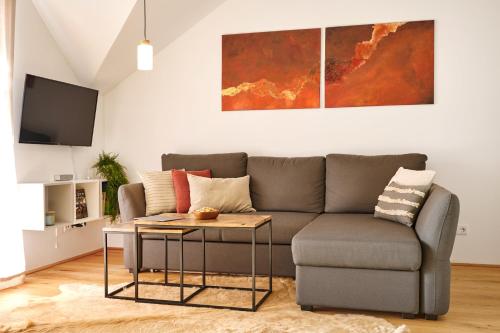 die Tauplitz Lodges - Alm Lodge A11 by AA Holiday Homes - image 4