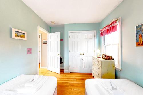 One Love - Eastham One Love - Eastham