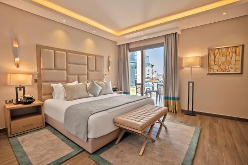 Lagoon Swim-up Suite image 3