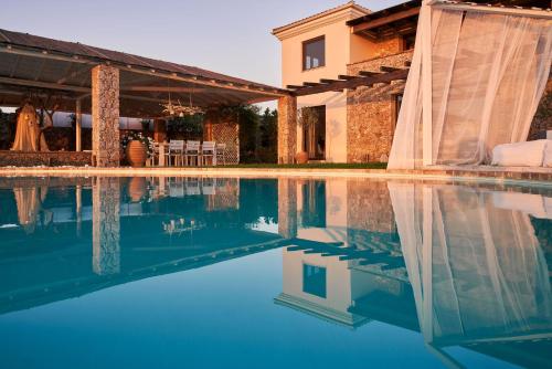 The Editor's Villa - Member of Spiritual Living Corfu