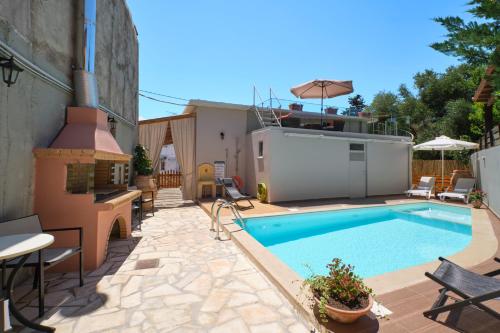 Chara Villas with 20m2 swimming pool-BBQ! · Exándis