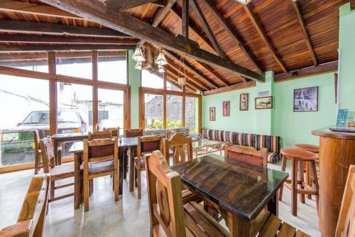 Krogs/atpūtas telpa, HOTEL EL BOSQUE ARMENIA in Armenija