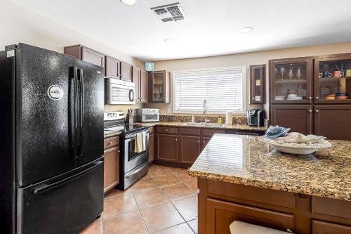 Oro Valley Vistas - main image