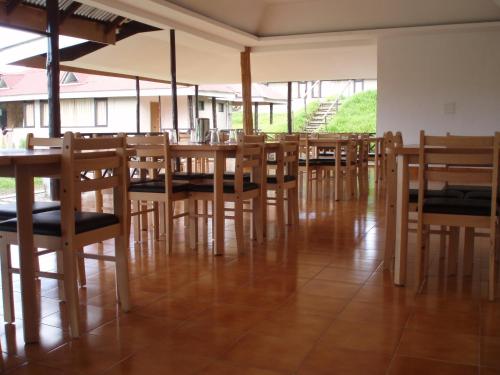 Restaurant, Dew Dale Resorts-Baratang Island in Baratang