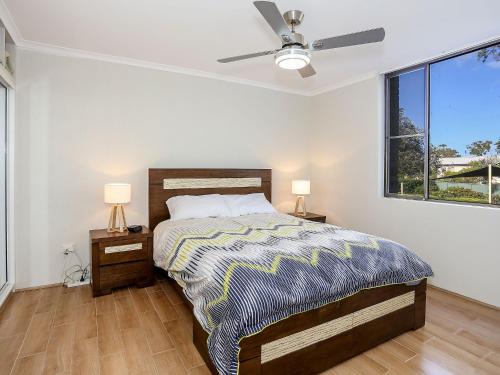 The Point 10, 5-7 Mitchell St - stunning water views