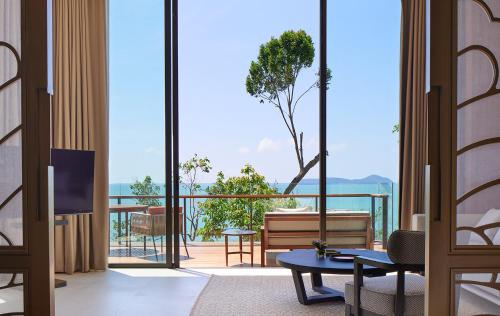 V Villas Phuket, MGallery