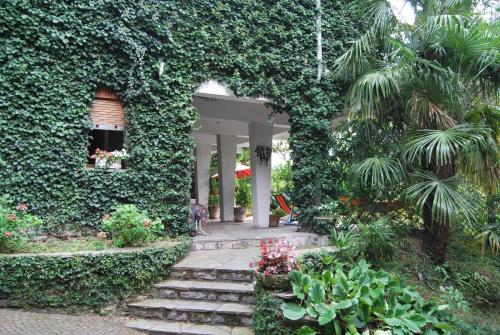 B&B Le Ortensie -Lago di Como - 출입구