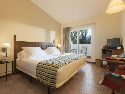 Fuerte Grazalema Hotel in Гразалєма