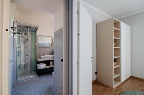 Domus - byMyHomeinComo - image 4