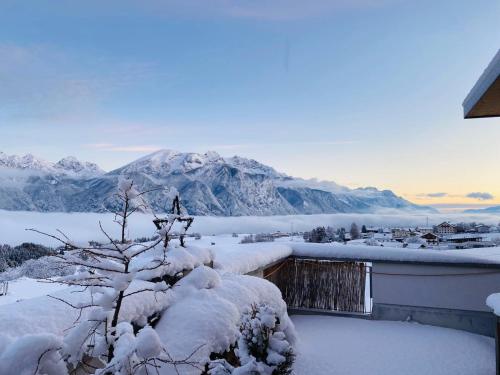 Wohlfühlappartment mit rundum Bergblick - Apartment - Grinzens