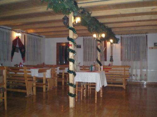 Pensiunea Scarisoara - image 5