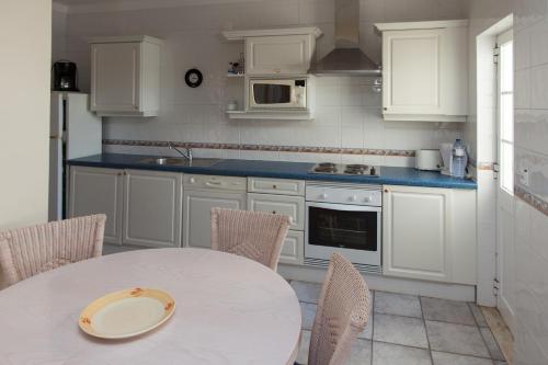 Two-Bedroom Villa with Garden View image 10