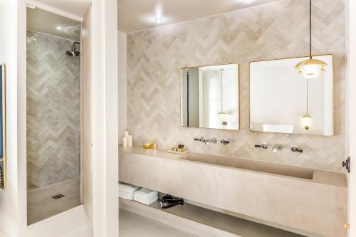 Louvre Rivoli - image 3