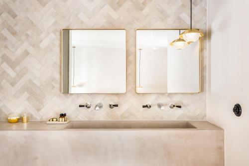 Louvre Rivoli - image 5