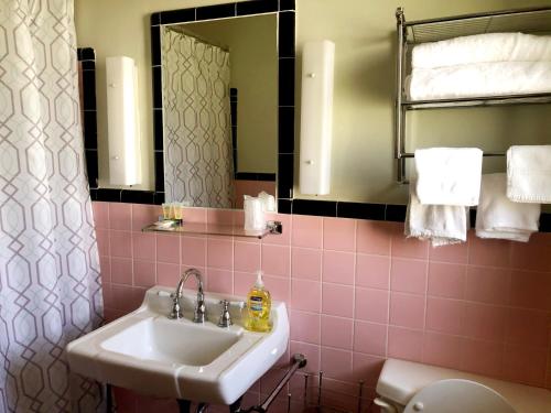 Skaneateles Inn on 20 - image 7
