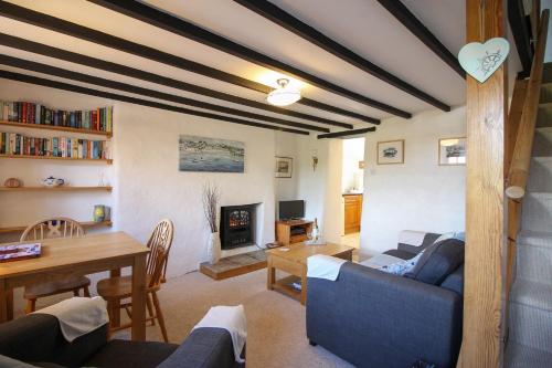 The Bolt Hole - image 6