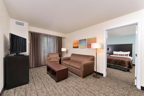 Staybridge Suites Sioux Falls At Empire Mall Hotel