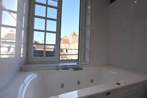 อ่างแช่น้ำร้อน, Villa Normande in ลิซิเออ