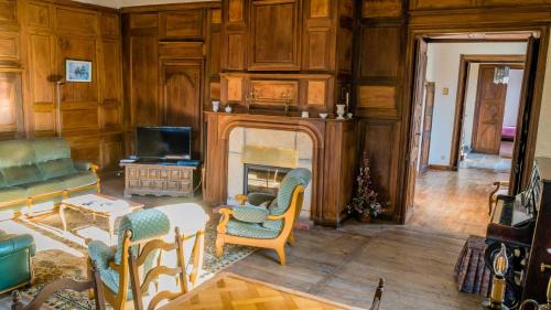 Maison Pierre Loti, gîte historique et spacieux en vallée de la Dordogne gîte à louer Bretenoux