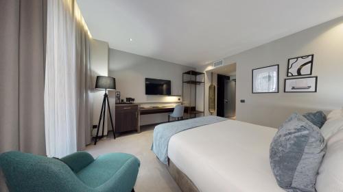 room detail thumbnail 0
