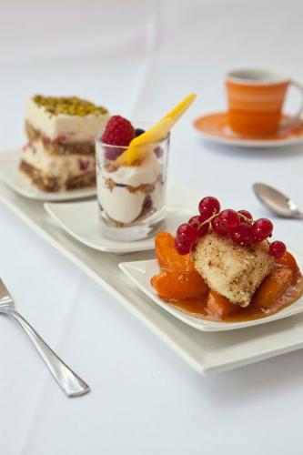 Parkhotel Sonnenhof - image 3