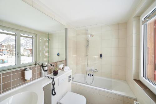 Superior Double Room image 5