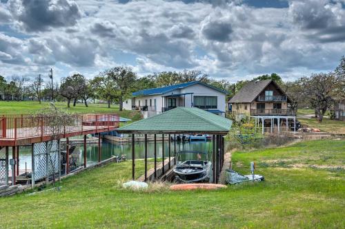 Lakefront Horseshoe Bay Home with Boat Dock in Horseshoe Bay, USA