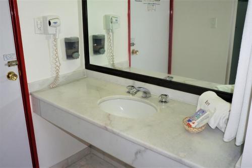 Hotel Del Rey – Mexico City, NH