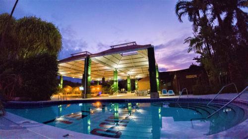 נוף, Arenal Paraiso Hotel Resort and Spa in לה פורטונה