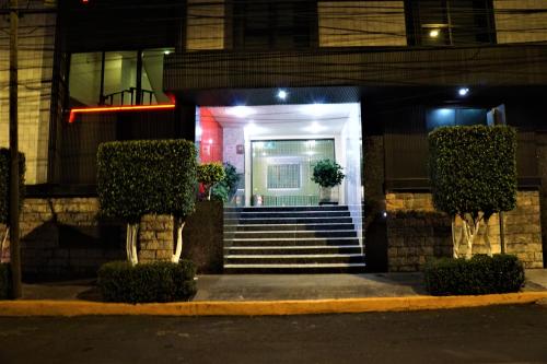 Hotel Del Rey – Mexico City, NH