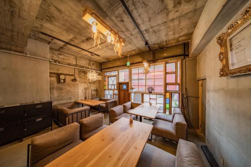 ArtBar & GuestHouse ennova in Atami