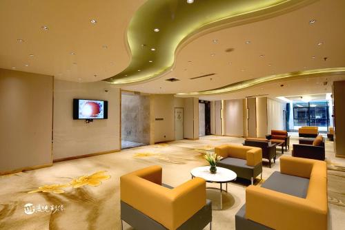 Microtel by Wyndham Lijiang 