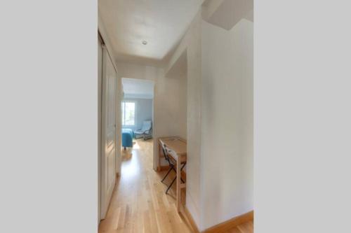 CAGNES SUR MER - Sleeps 6, cosy and comfortable