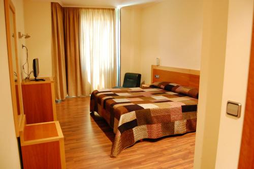 Superior Double or Twin Room image 10