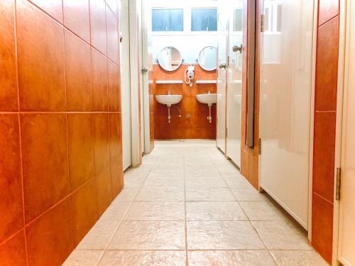 Pillow & Bread Hostel – Bangkok, NY
