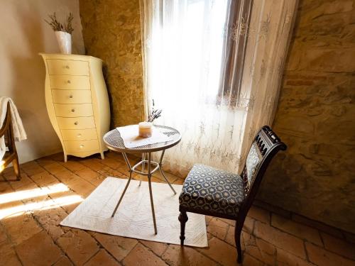 Double Room with Private External Bathroom