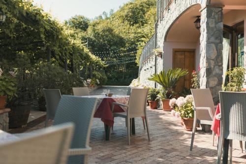 Toit ja joogid, Il Frescale Country House in Tramonti