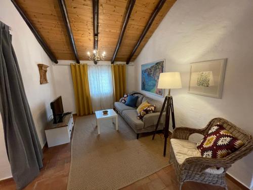 Facilities, Casa Olivia - Charming renovated farmhouse with panoramic views in Santa Catarina