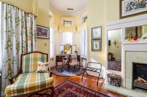 Burke Mansion