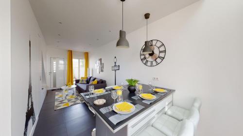 PARIS HOUSE in Вільжуст